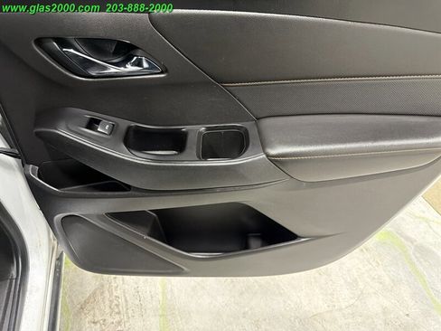 Used 2019 Chevrolet Traverse Premier AWD/4WD image 32
