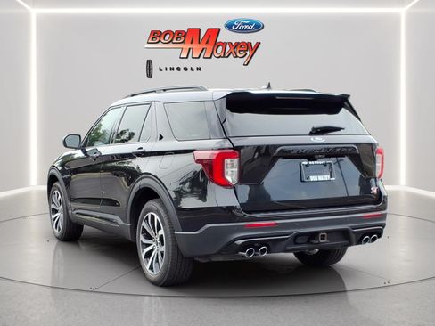 Used 2023 Ford Explorer ST AWD/4WD image 6