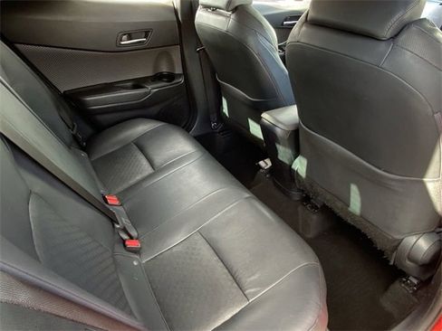 Used 2022 Toyota C-HR image 16