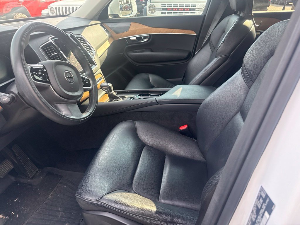 Used 2022 Volvo XC90 T6 Momentum w/ Advanced Package AWD/4WD image 10