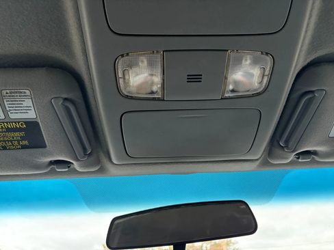 Used 2014 Toyota Tacoma 4x4 Double Cab w/ TRD Off-Road Package image 25