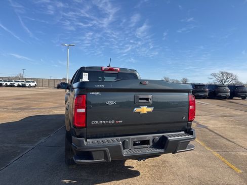 Used 2018 Chevrolet Colorado LT w/ LT Convenience Package image 15