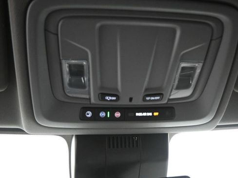 Used 2024 Chevrolet Silverado 1500 LT RWD image 14