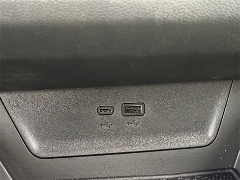 New 2026 Chevrolet Equinox LT w/ Convenience Package II image 19