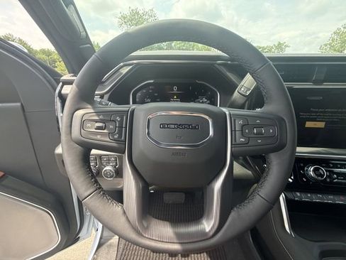 New 2026 GMC Sierra 3500 Denali Ultimate AWD/4WD image 14