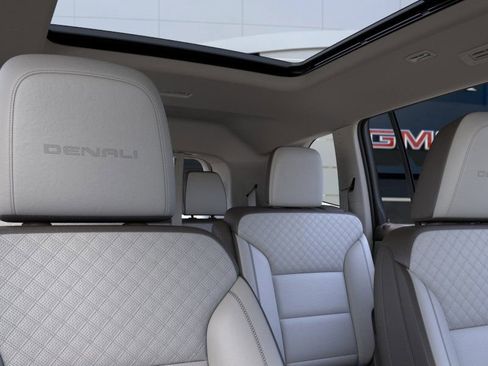 New 2026 GMC Acadia Denali w/ Super Cruise Package AWD/4WD image 24