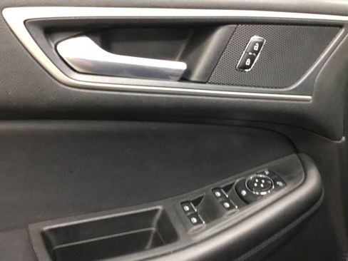 Used 2023 Ford Edge SEL AWD/4WD image 7