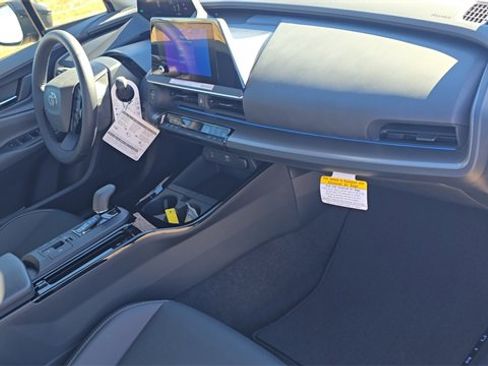 New 2026 Toyota Prius XLE image 28