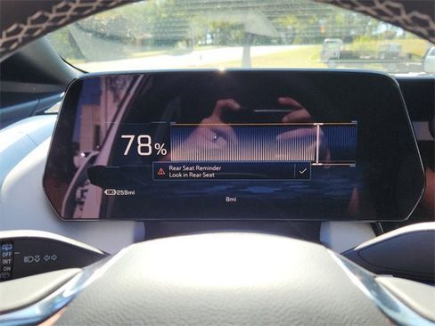 New 2026 Chevrolet Equinox EV LT image 18