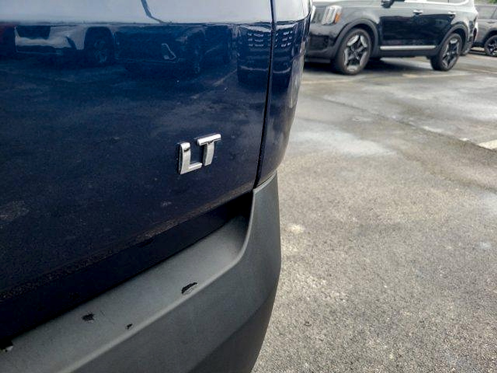 Used 2022 Chevrolet Traverse LT AWD/4WD image 10