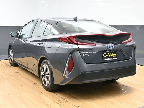Used 2018 Toyota Prius Prime Plus FWD image 7