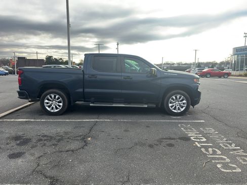 Used 2020 Chevrolet Silverado 1500 Custom w/ Custom Value Package image 6