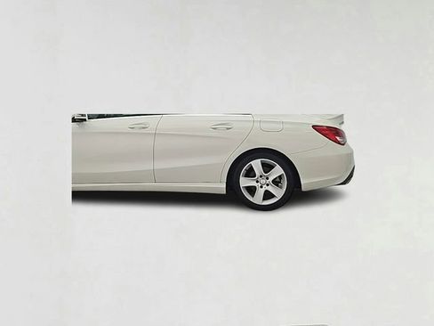 Used 2017 Mercedes-Benz CLA 250 4MATIC image 4