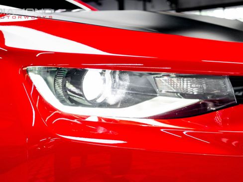 Used 2021 Chevrolet Camaro ZL1 RWD image 40
