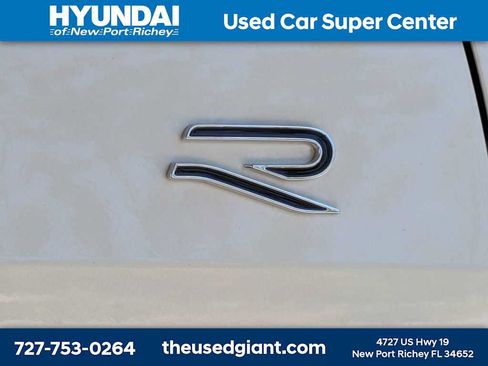Used 2025 Volkswagen Tiguan SEL R-Line AWD/4WD image 14