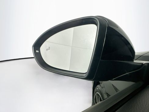 Used 2025 Volkswagen Jetta GLI Autobahn FWD image 16