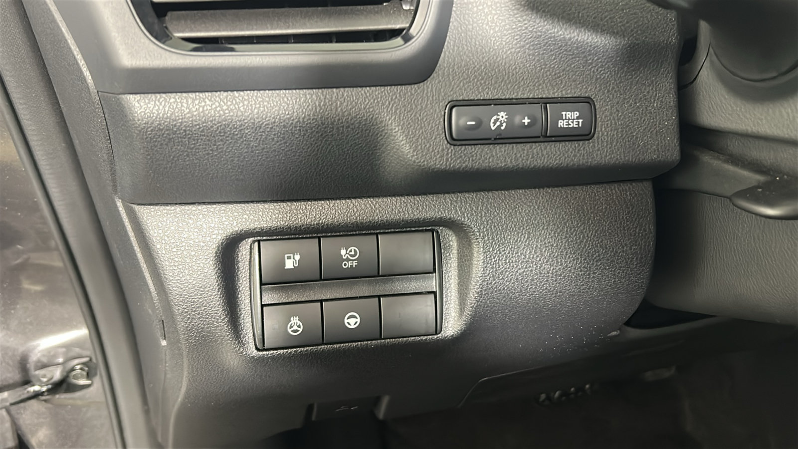 Used 2025 Nissan Leaf SV Plus FWD image 24