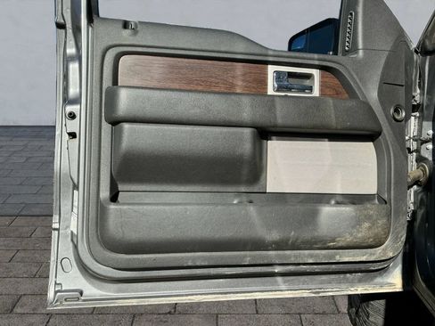 Used 2013 Ford F150 Lariat w/ Mid Equipment Group image 8