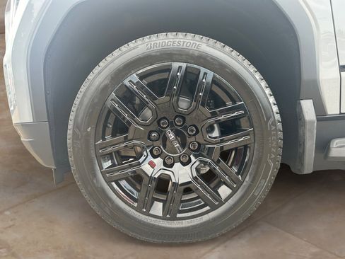 New 2026 GMC Sierra EV Elevation w/ LPO, Elevation Dark Package image 28