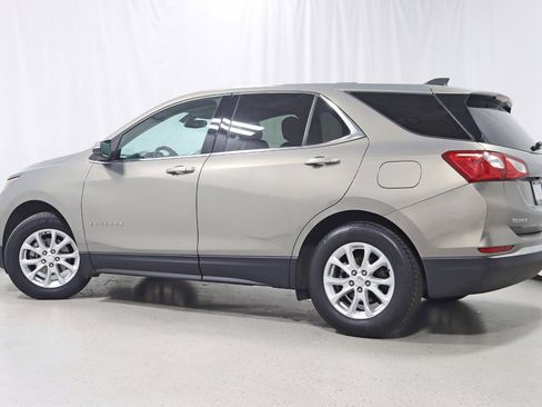 Used 2018 Chevrolet Equinox LT image 9