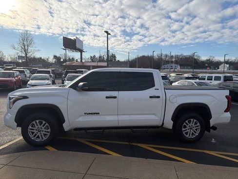 Used 2023 Toyota Tundra SR5 image 3
