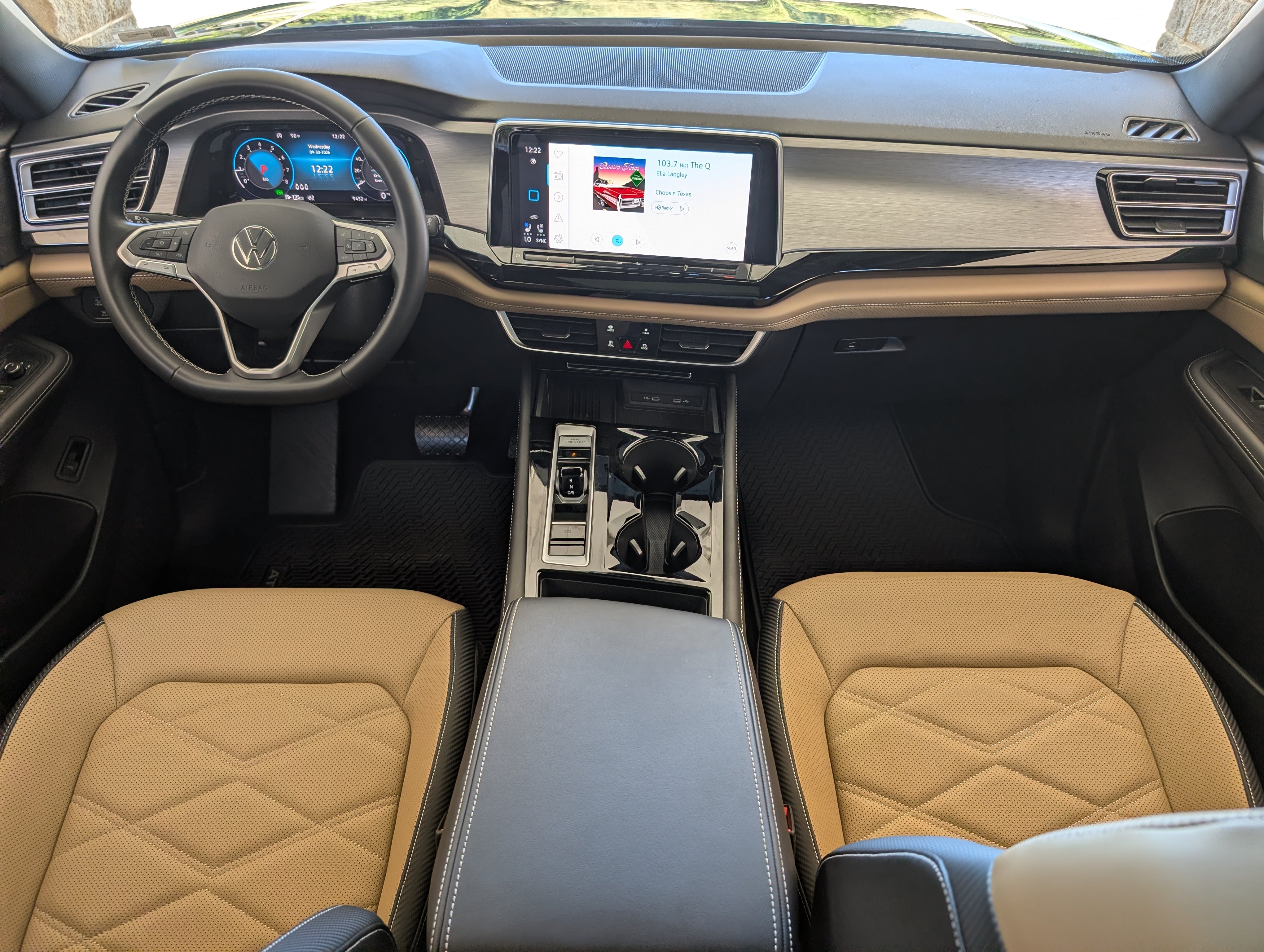 Used 2026 Volkswagen Atlas Cross Sport SE w/ Panoramic Sunroof Package AWD/4WD image 24