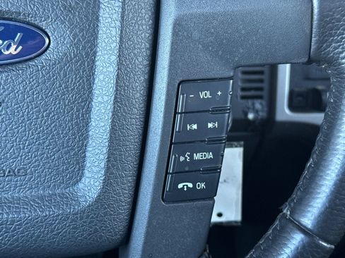 Used 2011 Ford F150 XLT w/ XLT Convenience Pkg image 26