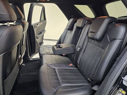 Used 2018 Mercedes-Benz GLE 350 w/ Premium 1 Package image 26