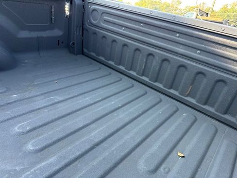 Used 2022 RAM 3500 Big Horn w/ Level C Equiment Group AWD/4WD image 10