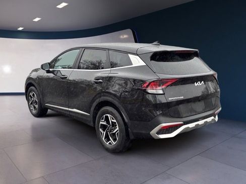 Certified 2023 Kia Sportage LX image 3