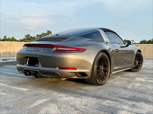 Used 2019 Porsche 911 Targa 4 GTS AWD/4WD image 9