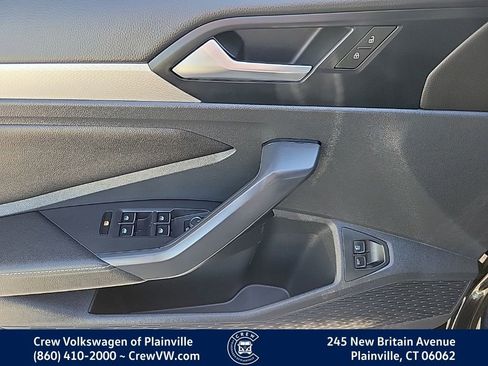 Certified 2024 Volkswagen Jetta Sport FWD image 38
