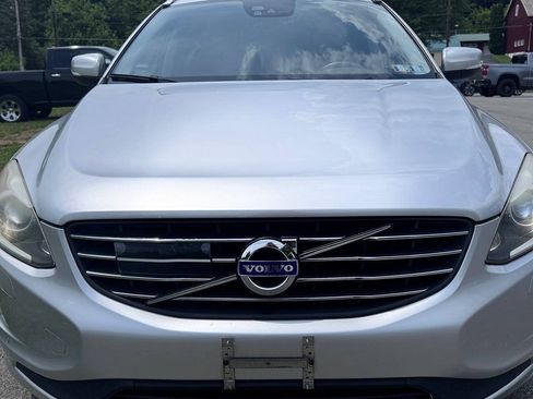 Used 2016 Volvo XC60 T6 Platinum AWD/4WD image 2