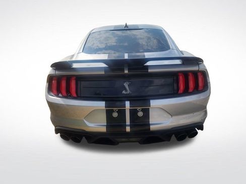 Used 2021 Ford Mustang Shelby GT500 w/ Technology Package RWD image 11