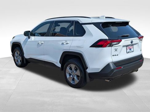 Used 2024 Toyota RAV4 LE AWD/4WD image 4
