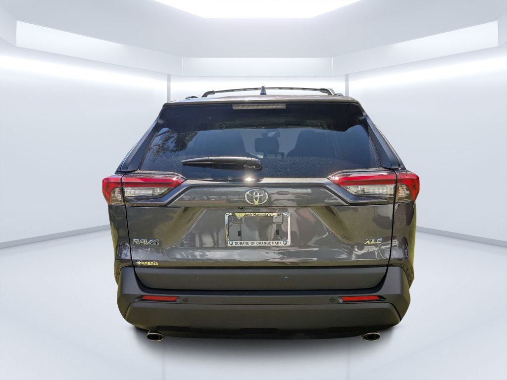 Used 2025 Toyota RAV4 XLE Premium FWD image 4