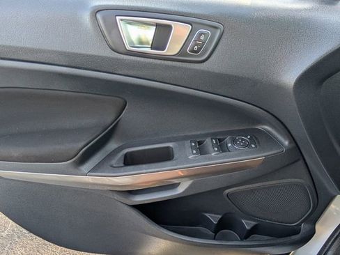 Used 2018 Ford EcoSport SE image 34
