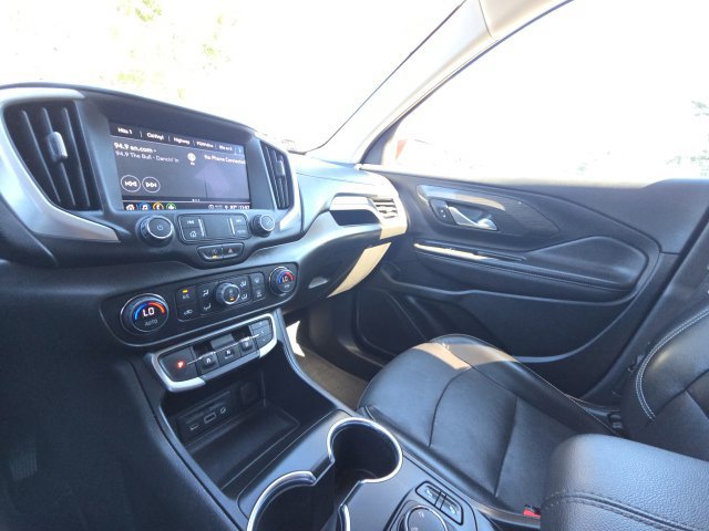Used 2022 GMC Terrain SLT AWD/4WD image 34