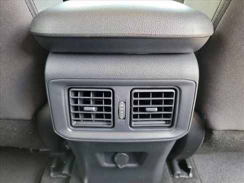 Used 2025 Toyota RAV4 LE AWD/4WD image 17
