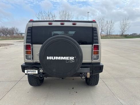 Used 2004 HUMMER H2 w/ Preferred Equipment Group AWD/4WD image 5