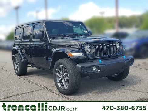 Used 2024 Jeep Wrangler Unlimited w/ Convenience Group AWD/4WD image 1