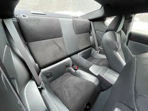 Used 2024 Toyota GR86 Premium image 15