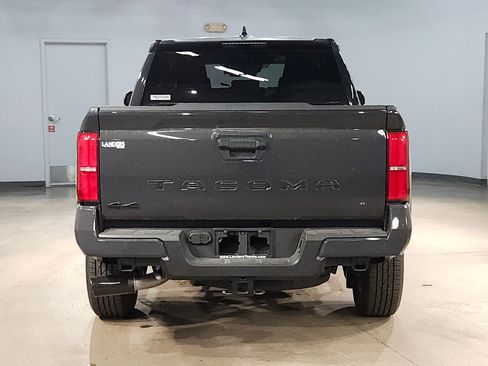 New 2026 Toyota Tacoma SR5 AWD/4WD image 6