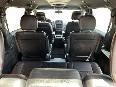 Used 2015 Dodge Grand Caravan R/T FWD image 46