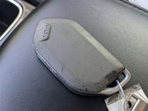 Used 2024 Kia Telluride LX image 29