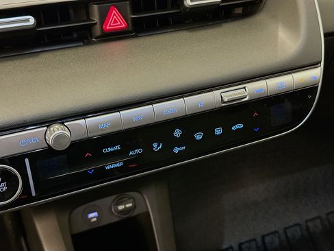 Used 2024 Hyundai Ioniq 5 SE image 24