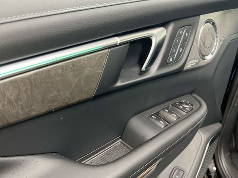 New 2026 Buick Enclave Avenir w/ Super Cruise Package image 22