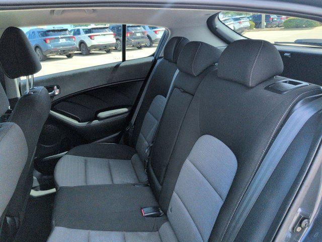 Used 2016 Kia Forte LX FWD image 13