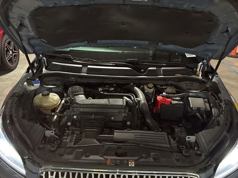 Used 2023 Lincoln Corsair Standard image 11