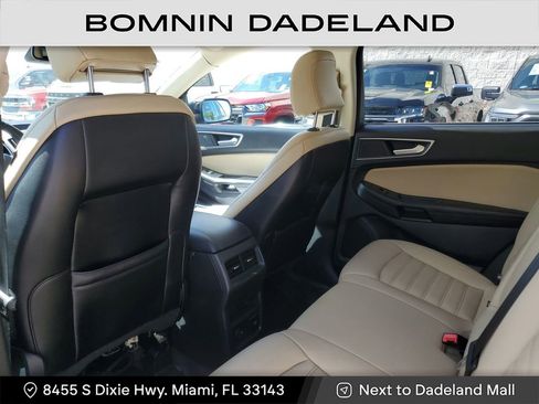 Used 2021 Ford Edge SEL w/ Convenience Package image 11